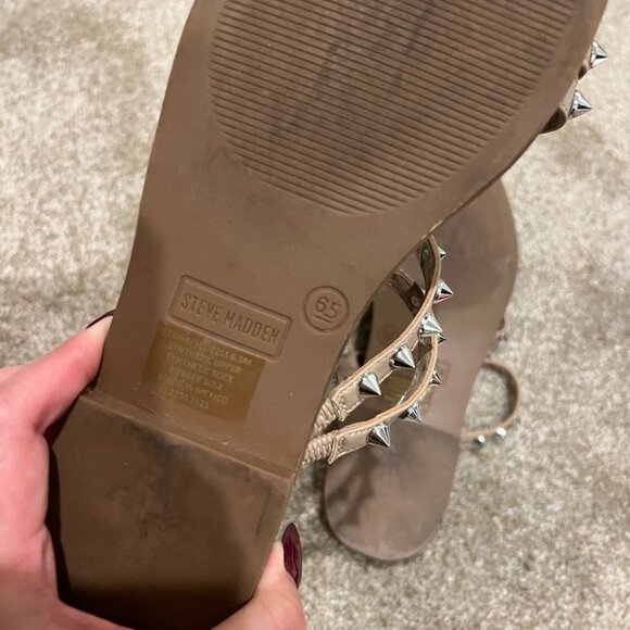 Steve Madden Skyler Studded Faux Leather Sandals Size 6.5 - Picture 5 of 5